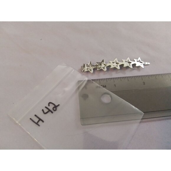 Silver Tone Star Hair Bobby Pin For Stylish Accessorizing - Picture 3 of 3
